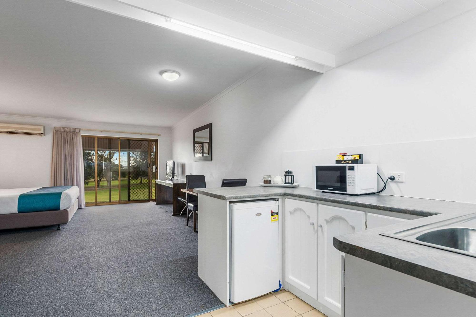 Comfort Inn & Suites Riverland Barmera Exterior foto